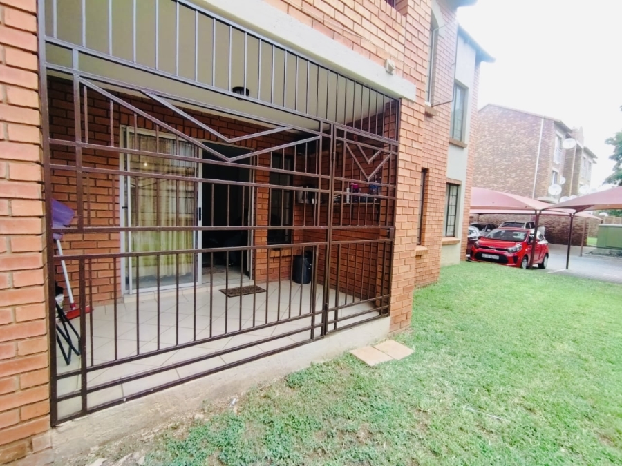 3 Bedroom Property for Sale in Karenpark Gauteng