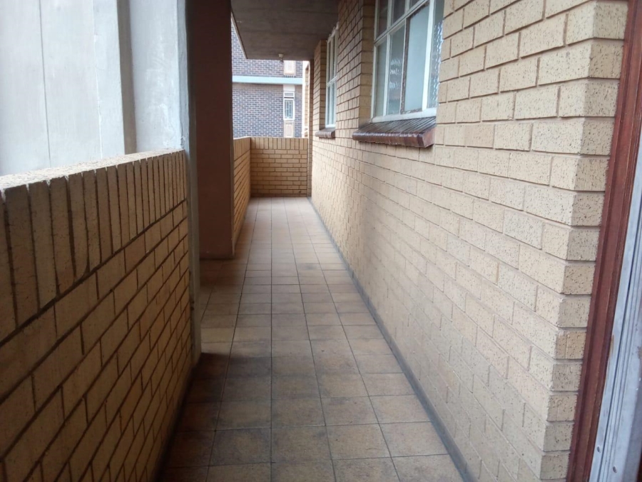 2 Bedroom Property for Sale in Sunnyside Gauteng