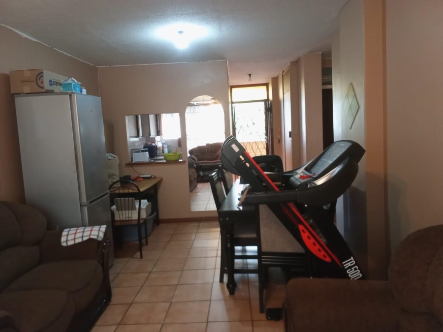 2 Bedroom Property for Sale in Sunnyside Gauteng