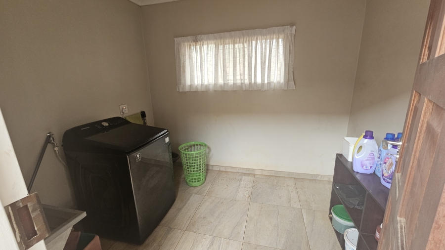 4 Bedroom Property for Sale in Eldoraigne Gauteng