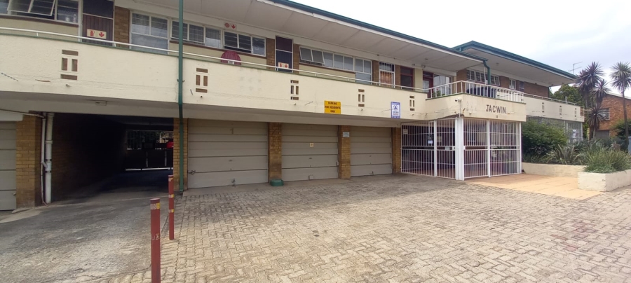 2 Bedroom Property for Sale in New Redruth Gauteng