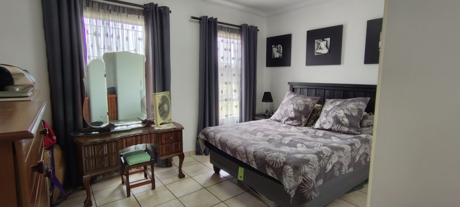 2 Bedroom Property for Sale in Florentia Gauteng