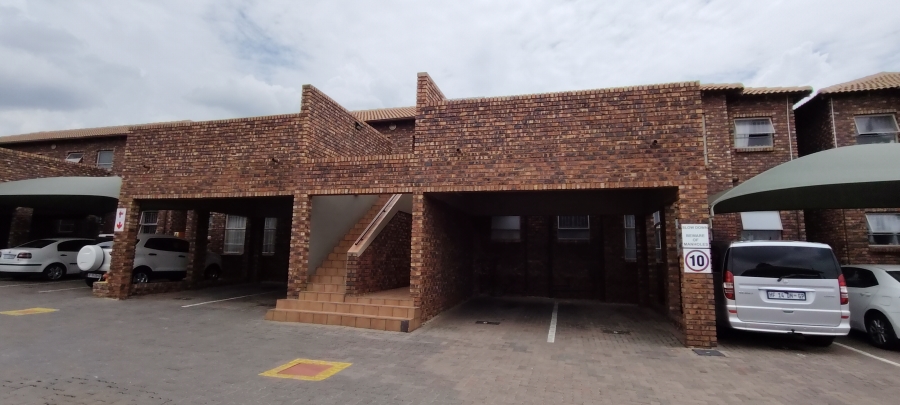 2 Bedroom Property for Sale in Florentia Gauteng