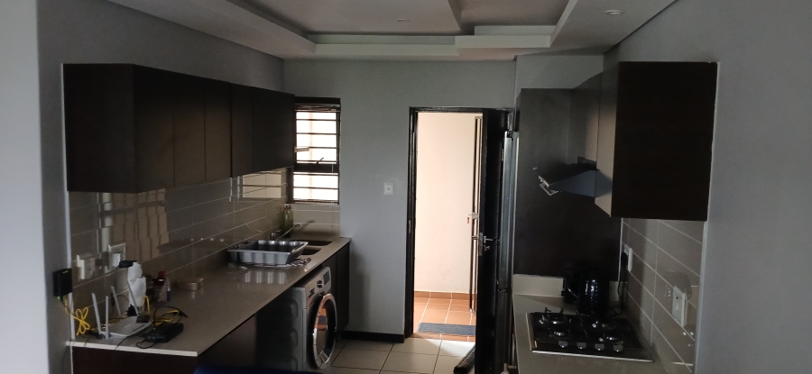 3 Bedroom Property for Sale in Oakdene Gauteng