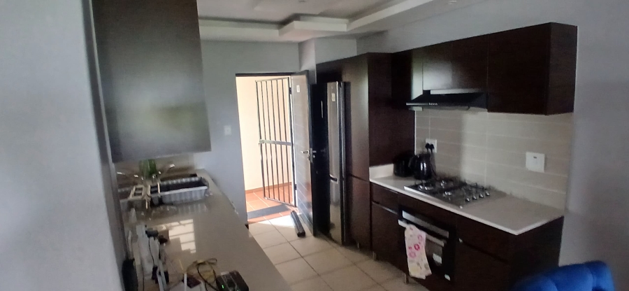 3 Bedroom Property for Sale in Oakdene Gauteng