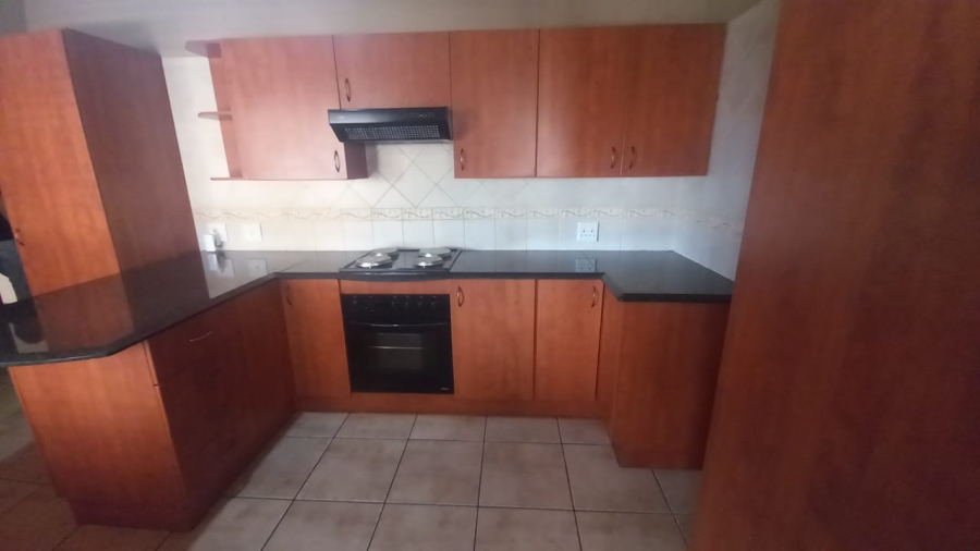 5 Bedroom Property for Sale in Chancliff Ridge Gauteng