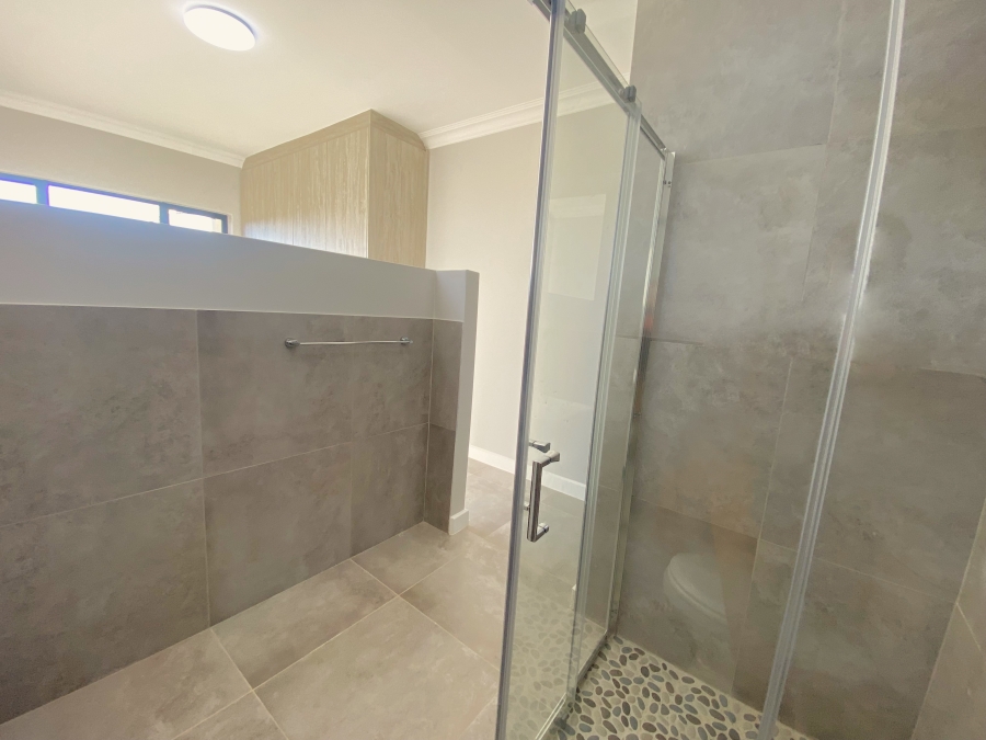 3 Bedroom Property for Sale in Roodekrans Gauteng
