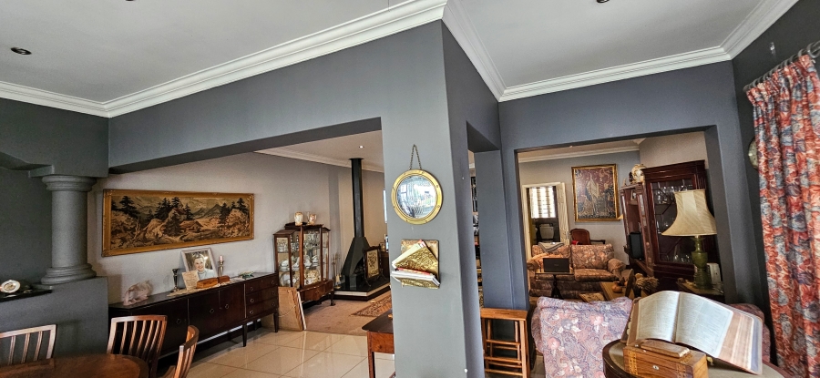 2 Bedroom Property for Sale in Three Rivers Proper Gauteng