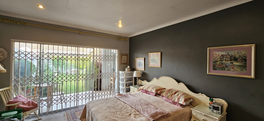 2 Bedroom Property for Sale in Three Rivers Proper Gauteng