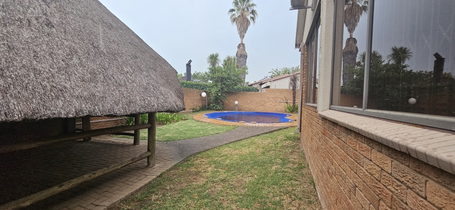 3 Bedroom Property for Sale in Three Rivers East Gauteng