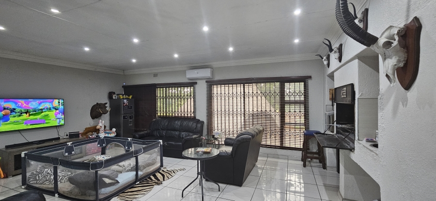 3 Bedroom Property for Sale in Three Rivers East Gauteng