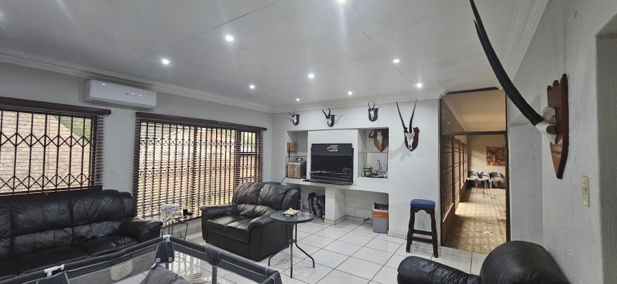 3 Bedroom Property for Sale in Three Rivers East Gauteng