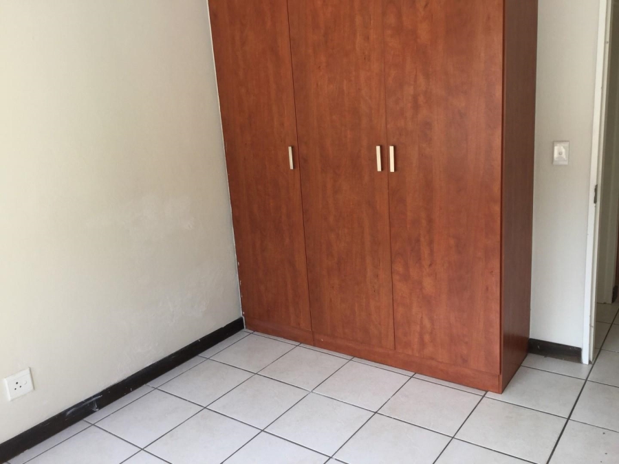 To Let 2 Bedroom Property for Rent in Sunninghill Gauteng