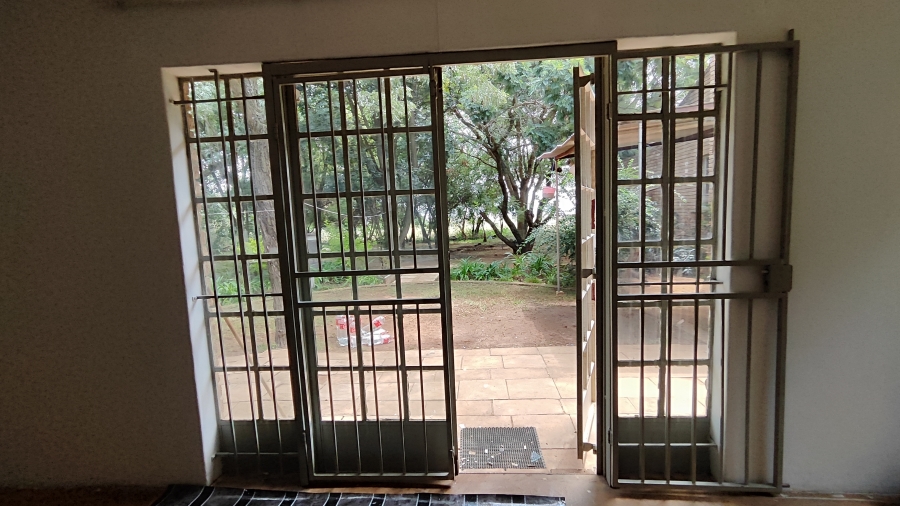 To Let 1 Bedroom Property for Rent in Knoppieslaagte Gauteng