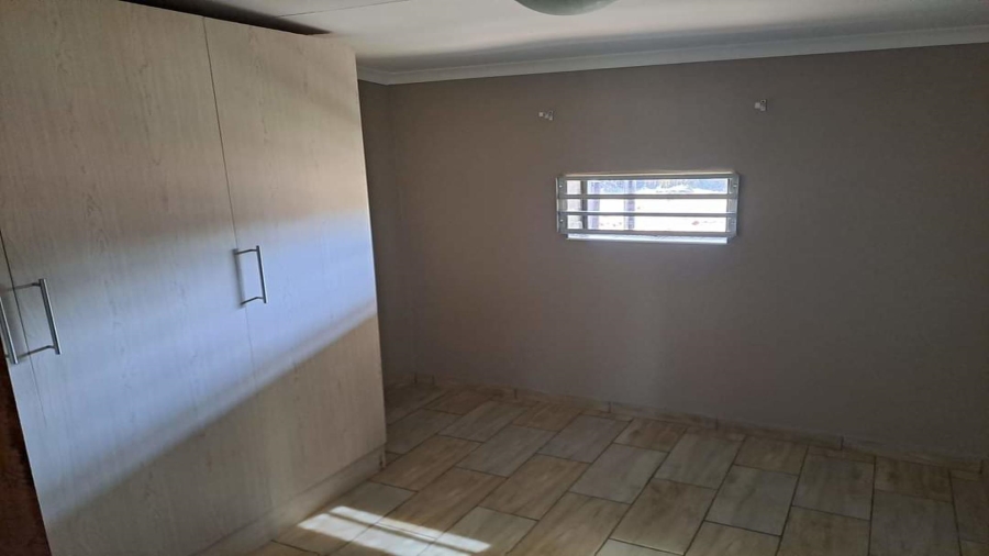 2 Bedroom Property for Sale in Vlakfontein Gauteng