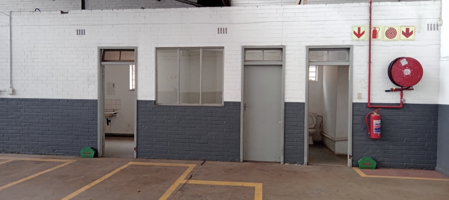 To Let commercial Property for Rent in Benrose Gauteng