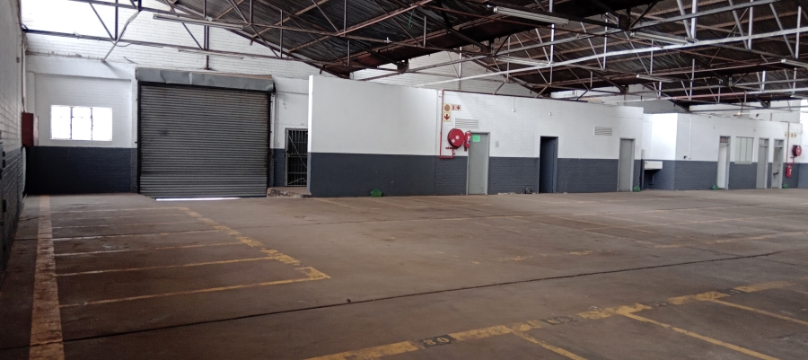 To Let commercial Property for Rent in Benrose Gauteng