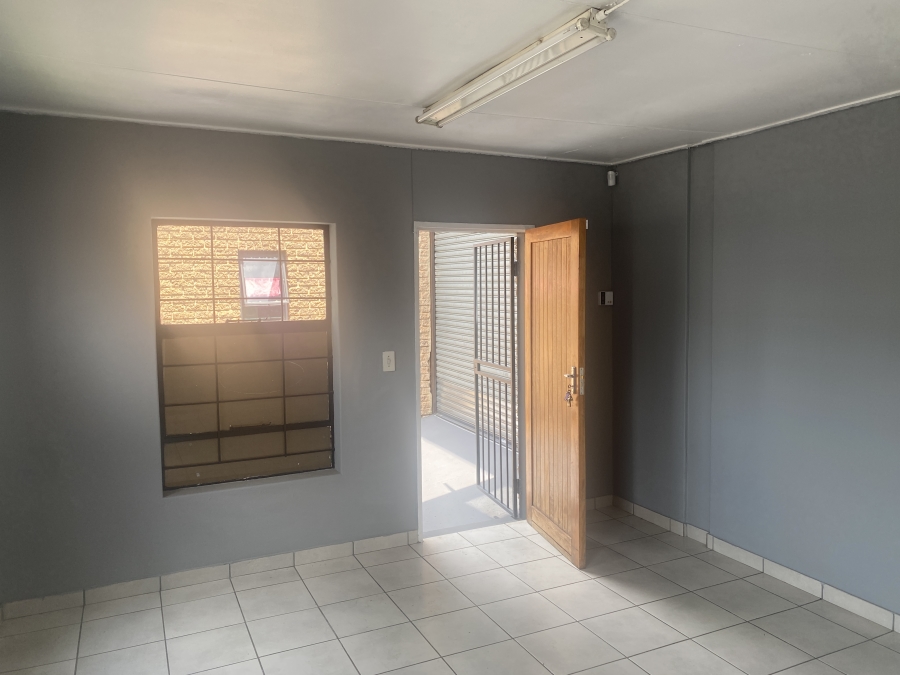 To Let commercial Property for Rent in Halfway House Gauteng