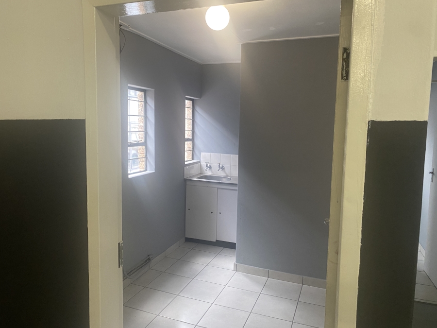 To Let commercial Property for Rent in Halfway House Gauteng