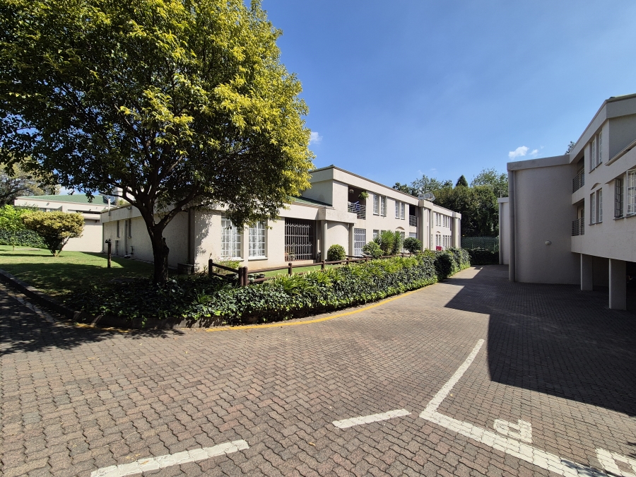 1 Bedroom Property for Sale in Bedfordview Gauteng