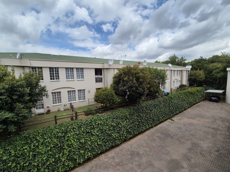 1 Bedroom Property for Sale in Bedfordview Gauteng