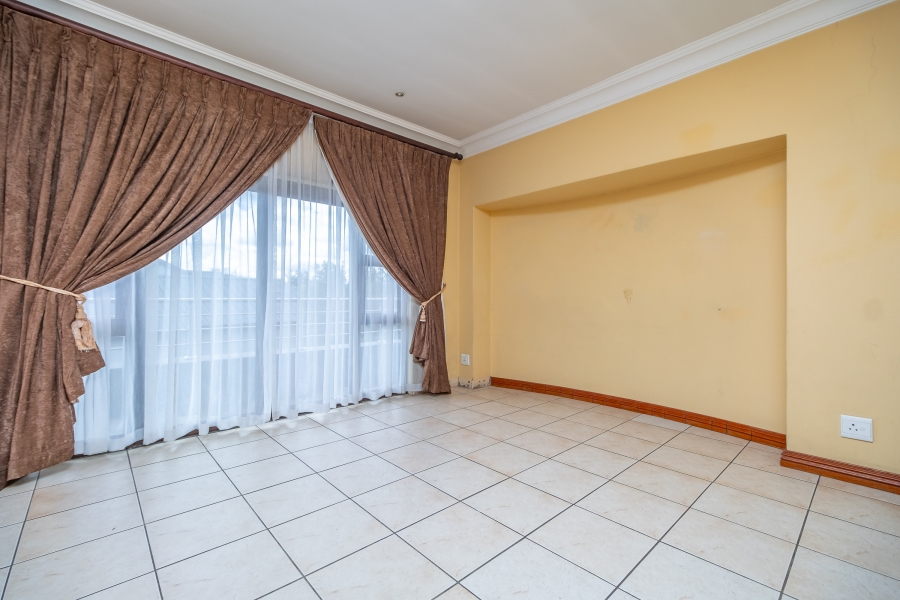 4 Bedroom Property for Sale in Olivedale Gauteng