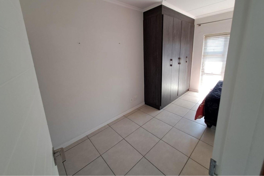 2 Bedroom Property for Sale in Olivedale Gauteng