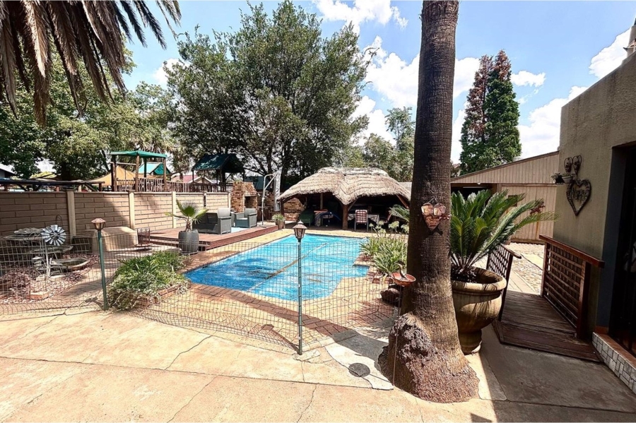 3 Bedroom Property for Sale in Arcon Park Gauteng