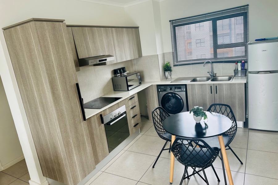 To Let 2 Bedroom Property for Rent in North Riding Gauteng