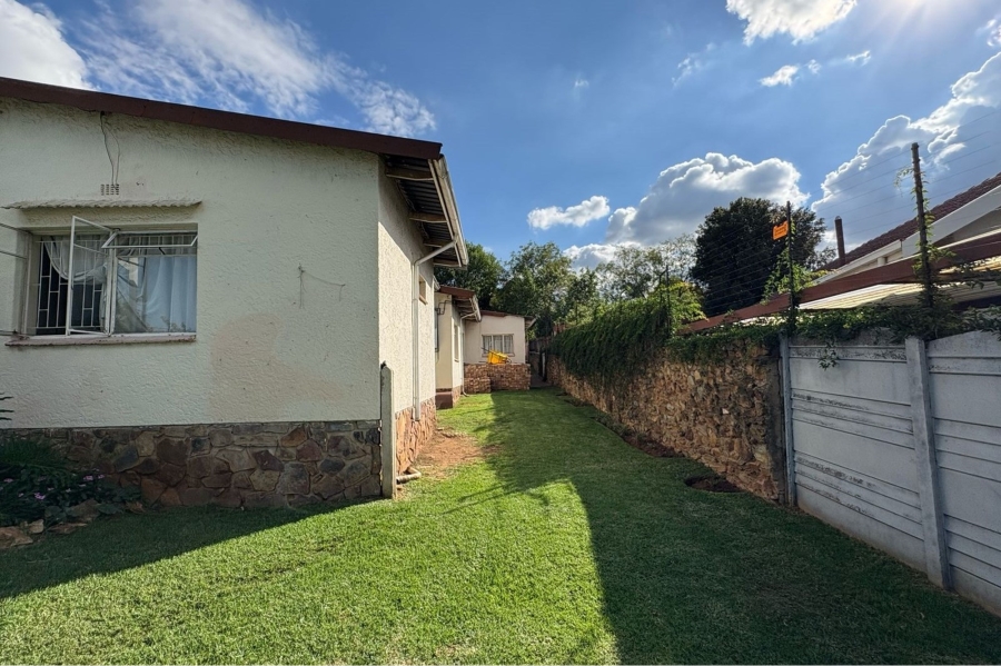 5 Bedroom Property for Sale in Illiondale Gauteng