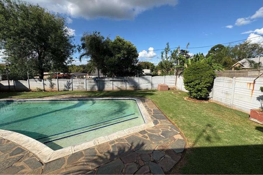 5 Bedroom Property for Sale in Illiondale Gauteng