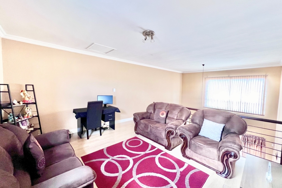 3 Bedroom Property for Sale in Summerset Gauteng