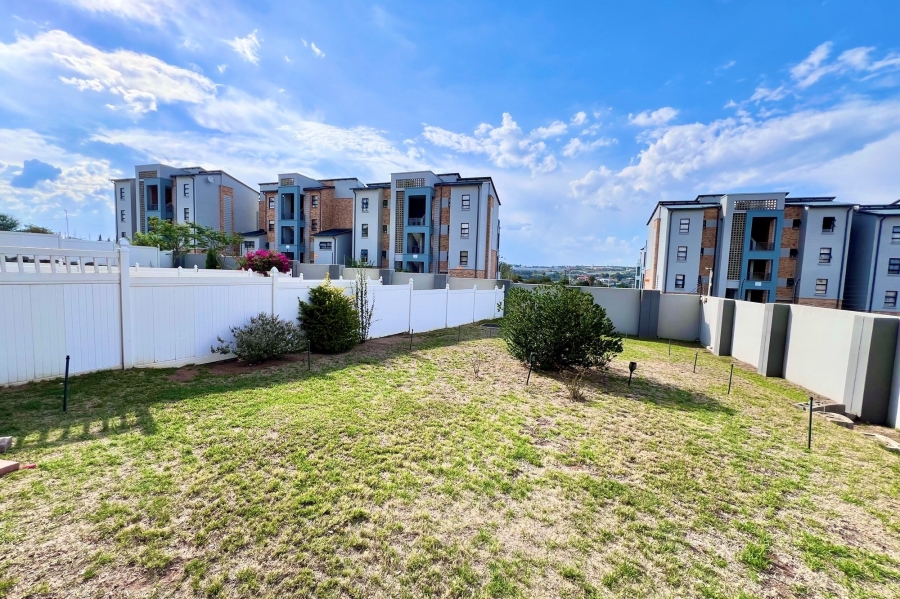 2 Bedroom Property for Sale in Barbeque Downs Gauteng