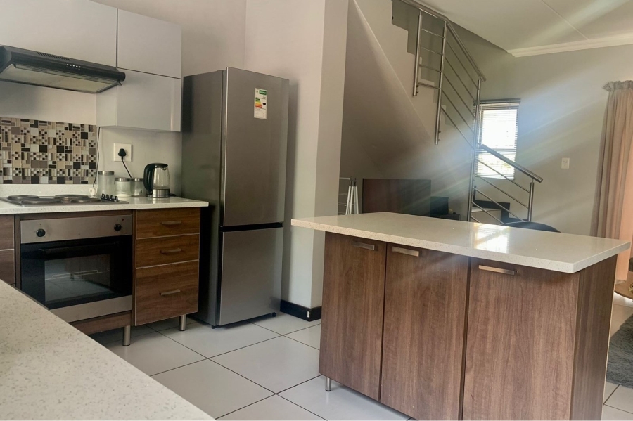 To Let 2 Bedroom Property for Rent in Amberfield Gauteng