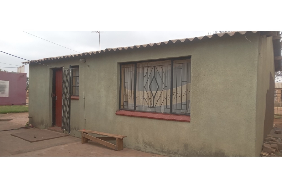 2 Bedroom Property for Sale in Sebokeng Zone 14 Gauteng