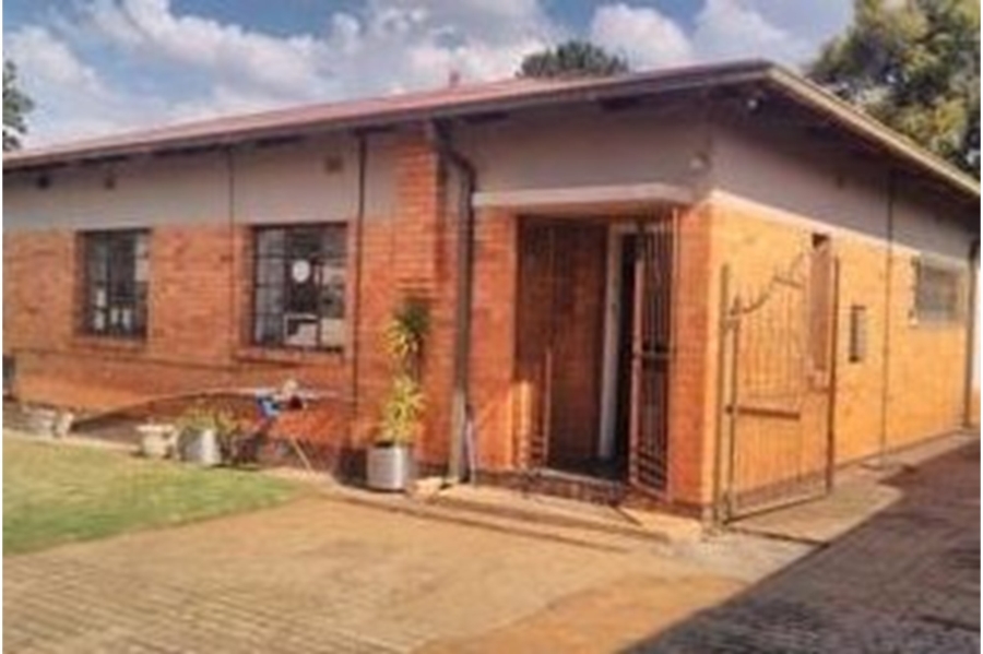 3 Bedroom Property for Sale in Florida Gauteng