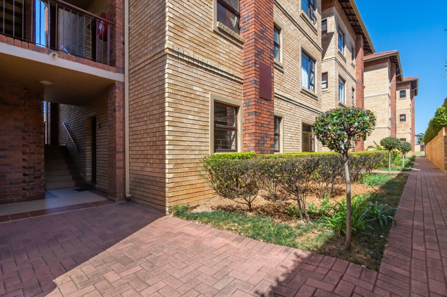 2 Bedroom Property for Sale in Honeydew Grove Gauteng