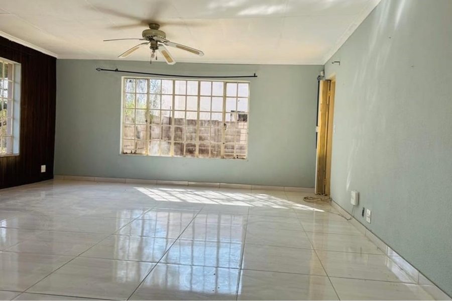 3 Bedroom Property for Sale in Terenure Gauteng