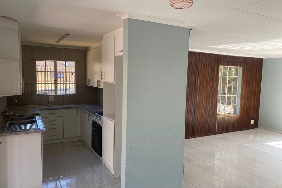 3 Bedroom Property for Sale in Terenure Gauteng