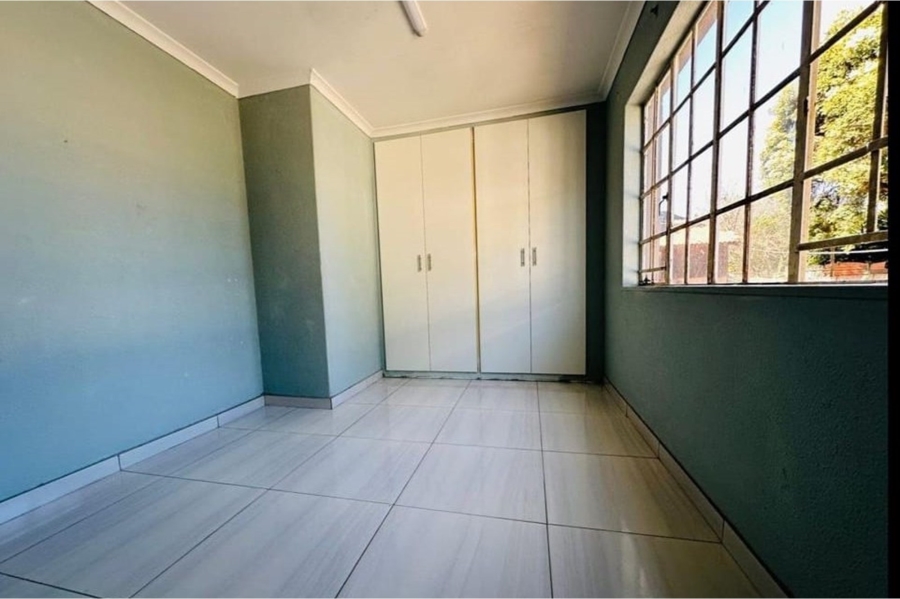 3 Bedroom Property for Sale in Terenure Gauteng