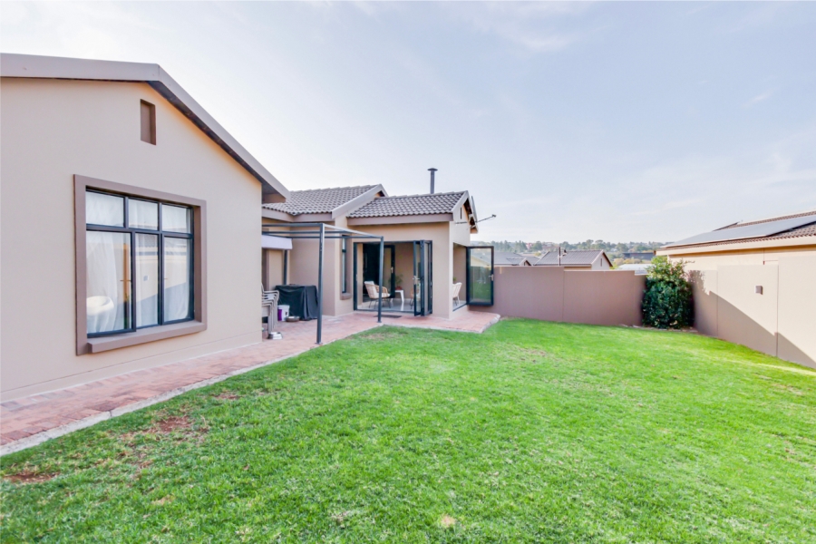 3 Bedroom Property for Sale in Barbeque Downs Gauteng