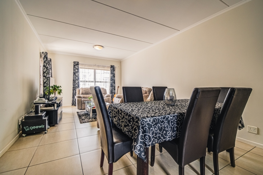 2 Bedroom Property for Sale in Greenstone Ridge Gauteng