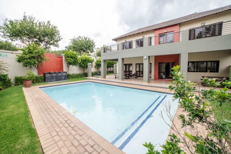 To Let 2 Bedroom Property for Rent in Lonehill Gauteng