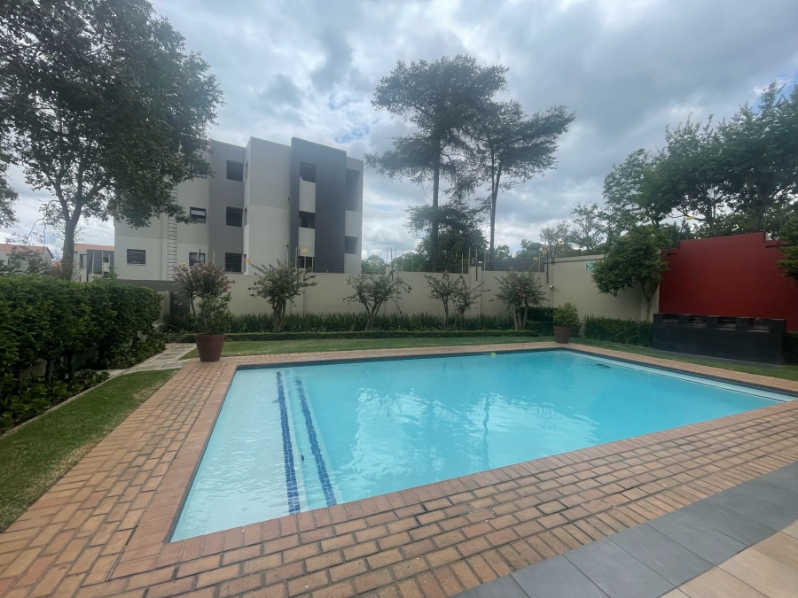 To Let 2 Bedroom Property for Rent in Lonehill Gauteng