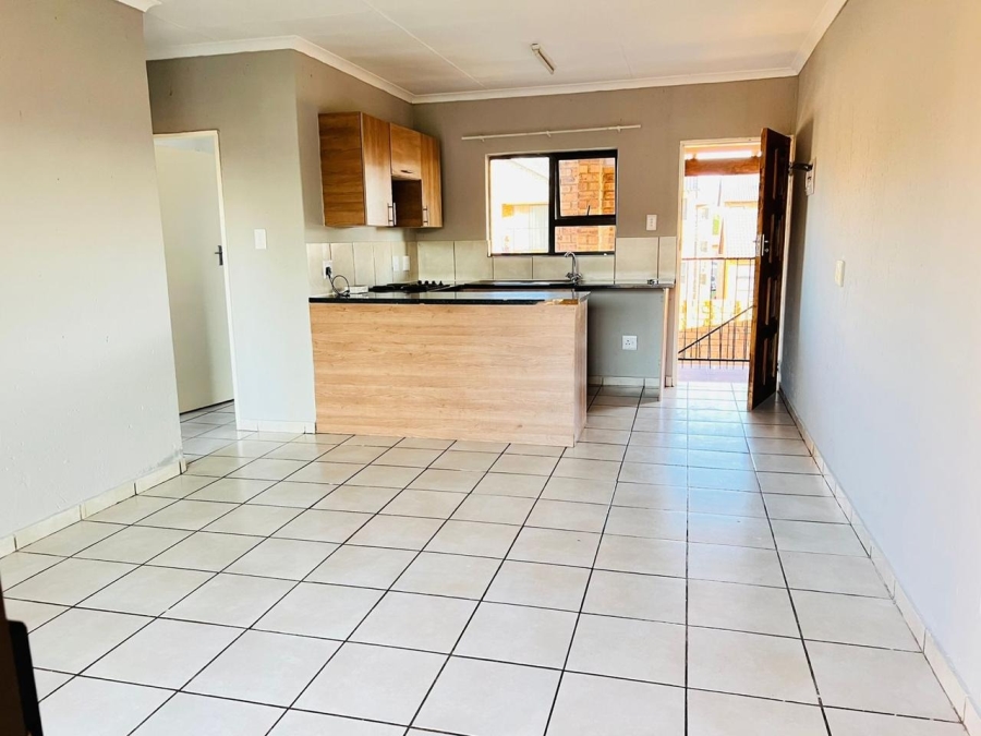 2 Bedroom Property for Sale in Groblerpark Gauteng