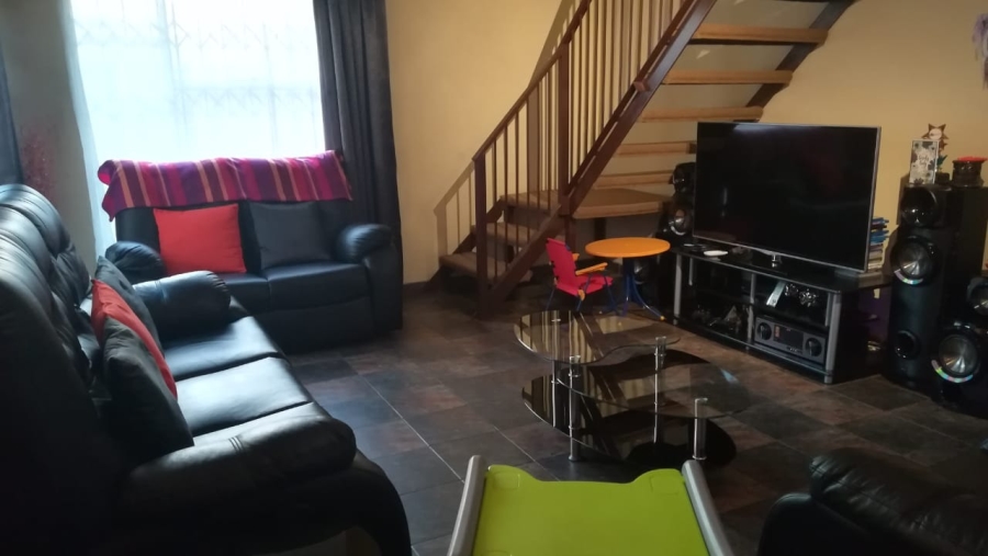 To Let 5 Bedroom Property for Rent in Vanderbijlpark SE 4 Gauteng