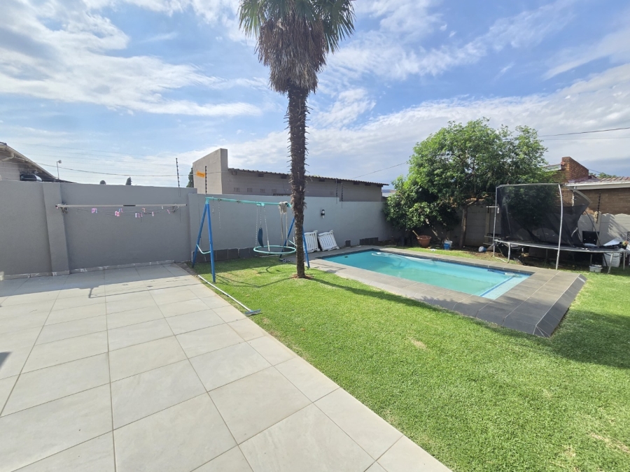 3 Bedroom Property for Sale in Florentia Gauteng