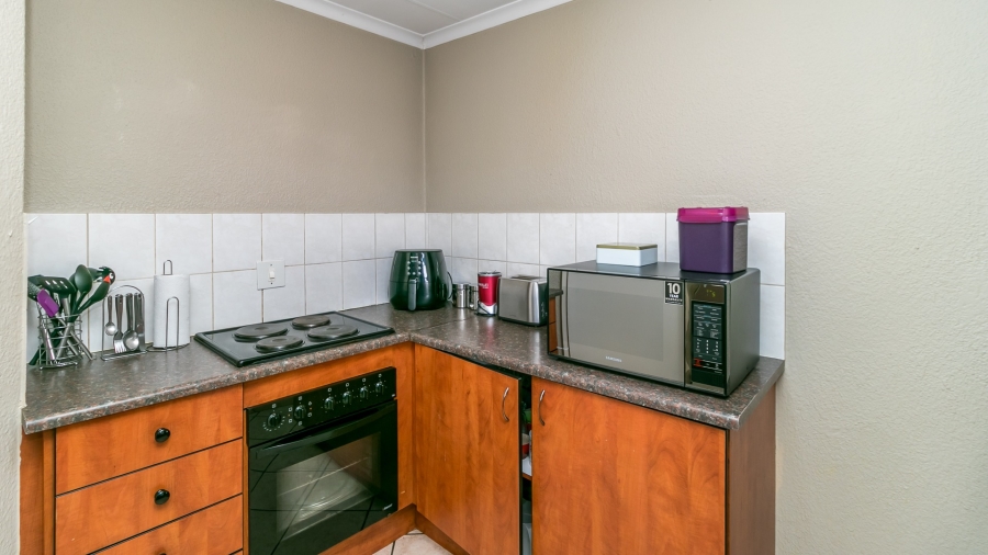 2 Bedroom Property for Sale in Halfway Gardens Gauteng