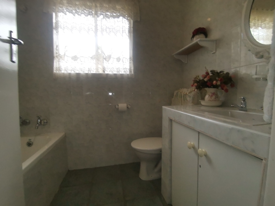 6 Bedroom Property for Sale in Randhart Gauteng