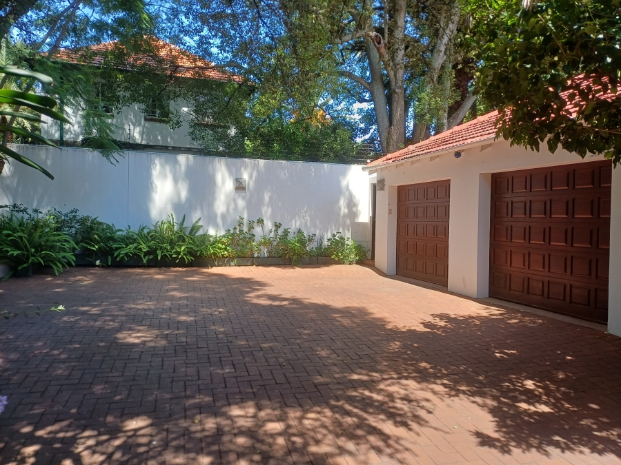 3 Bedroom Property for Sale in Greenside Gauteng